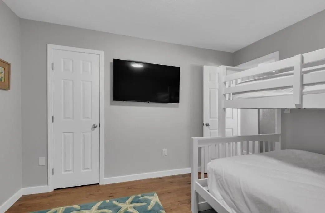 Holiday home Remodeled 3 Bedroom Beach Condo - In The Heart Of Destin! United States
